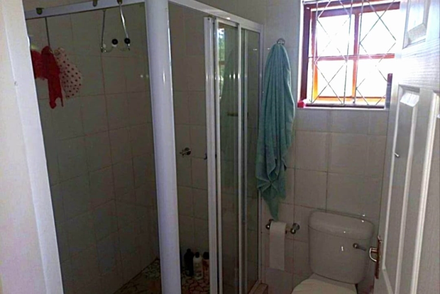 4 Bedroom Property for Sale in Nahoon Valley Park Eastern Cape